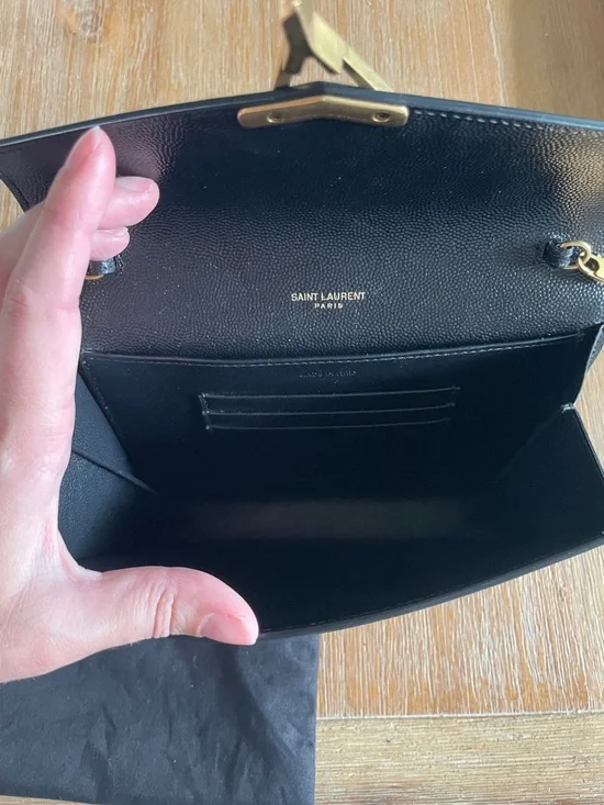 Saint Laurent Cassandra Chain on a Wallet Bag - Picture 5 of 14